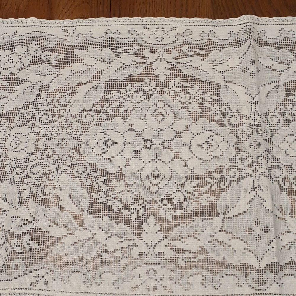 Vintage white lace 39" X 13" table runner - Picture 4 of 7